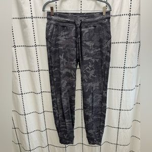 Lululemon Ready to Rulu Jogger